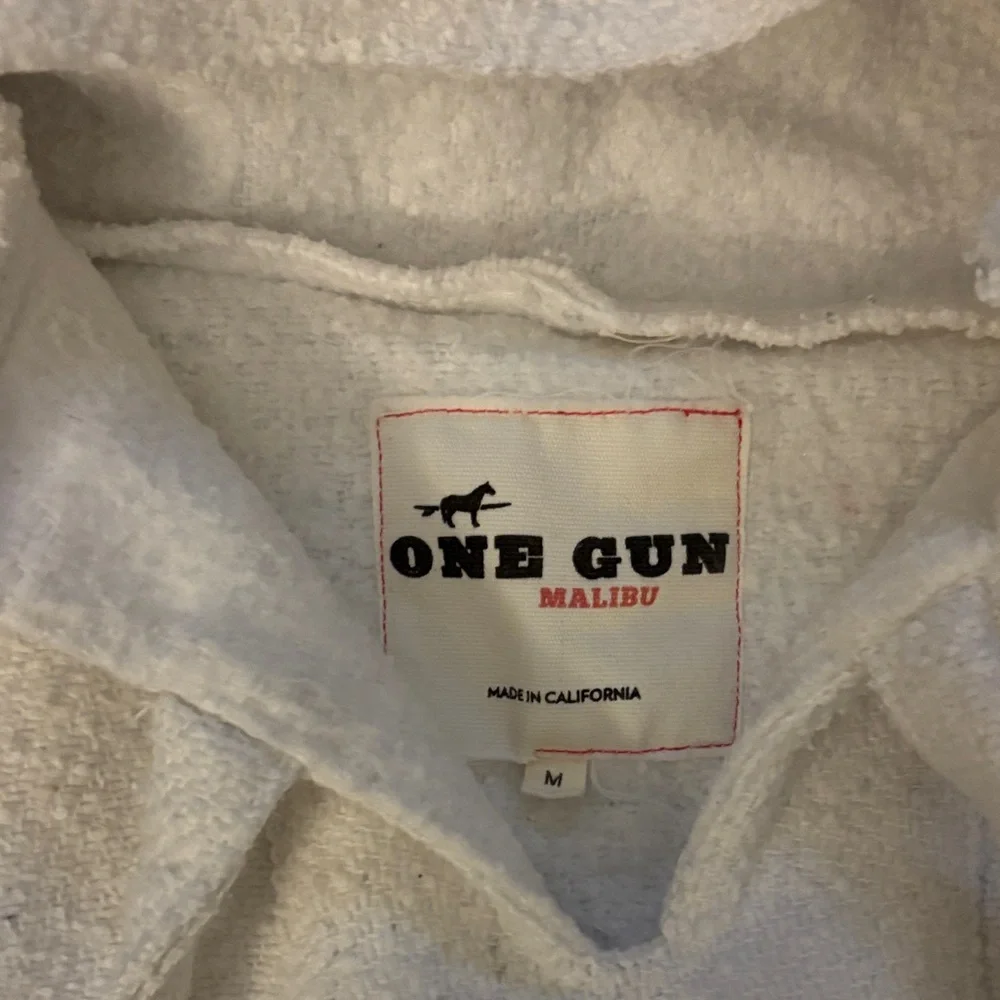 One Gun Ranch - Picture 2 of 7